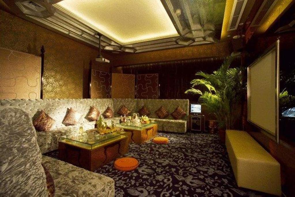 New Century Grand Hotel Кайфенг Екстериор снимка
