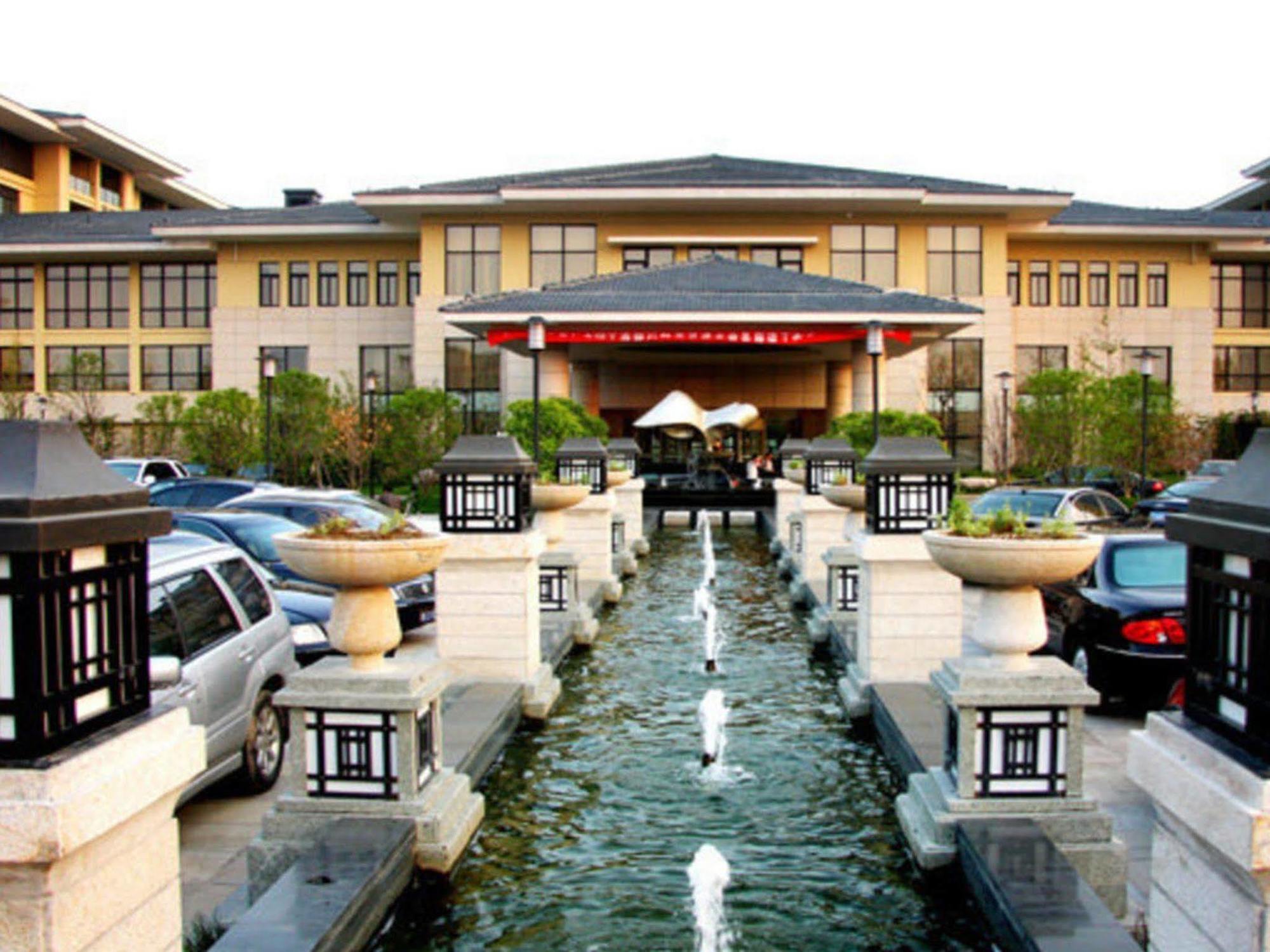 New Century Grand Hotel Кайфенг Екстериор снимка